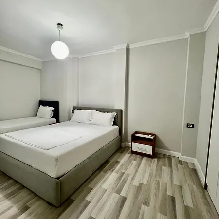 Spiranca Luxury بيت ضيافة تيرانا